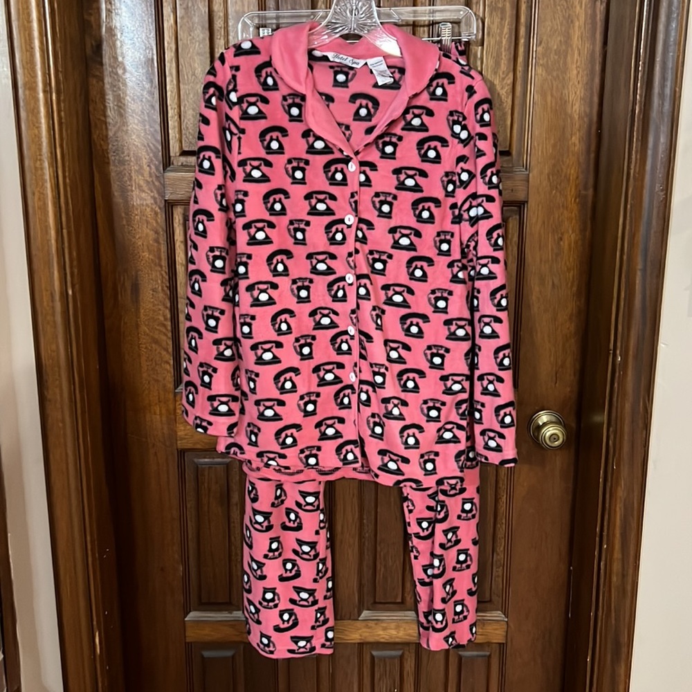Hotel Spa Collection Pants and Top Pajama Set Women's Medium